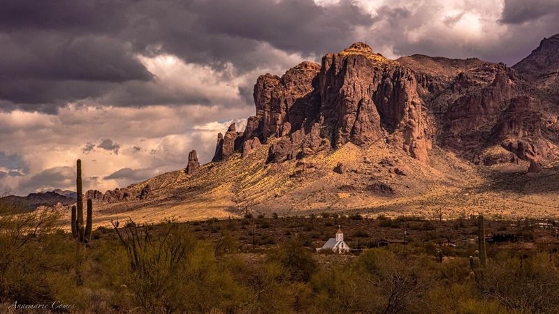 Superstition Mountains
