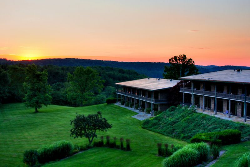 Atwood Lake Resort (Dellroy)