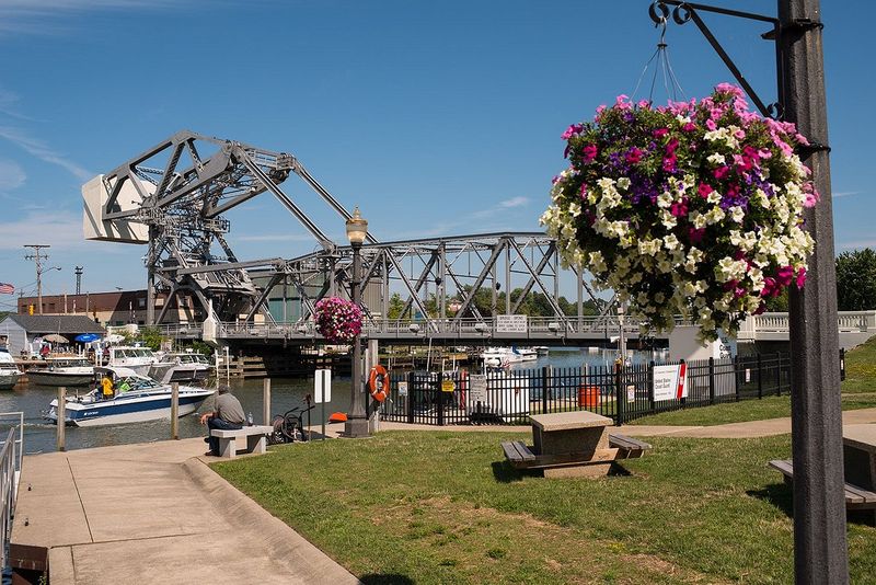 Ashtabula Harbor's Seafood Traditions