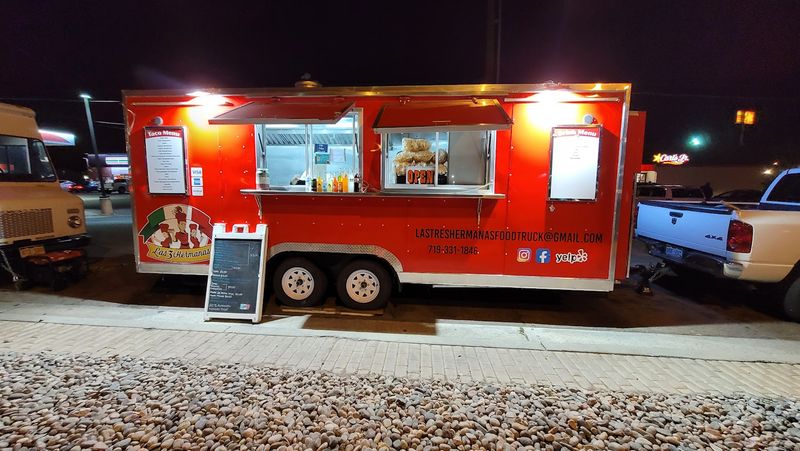 Las Tres Hermanas Food Truck