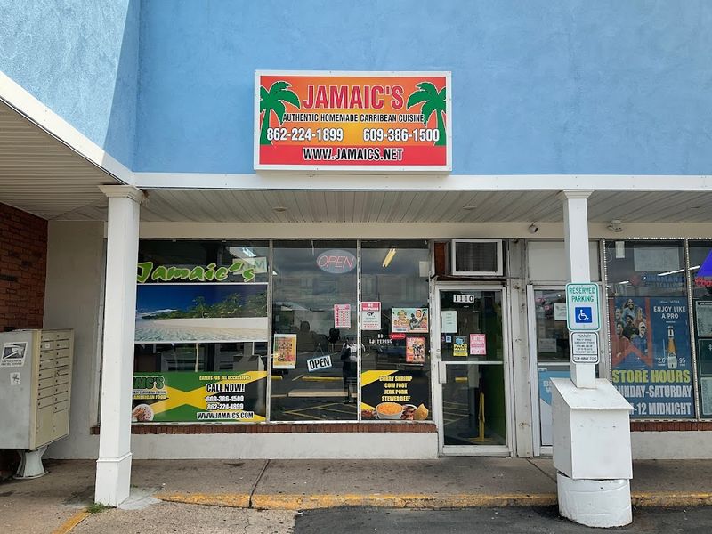 Jamaic's Caribbean Cuisine: Burlington's Authentic Corner