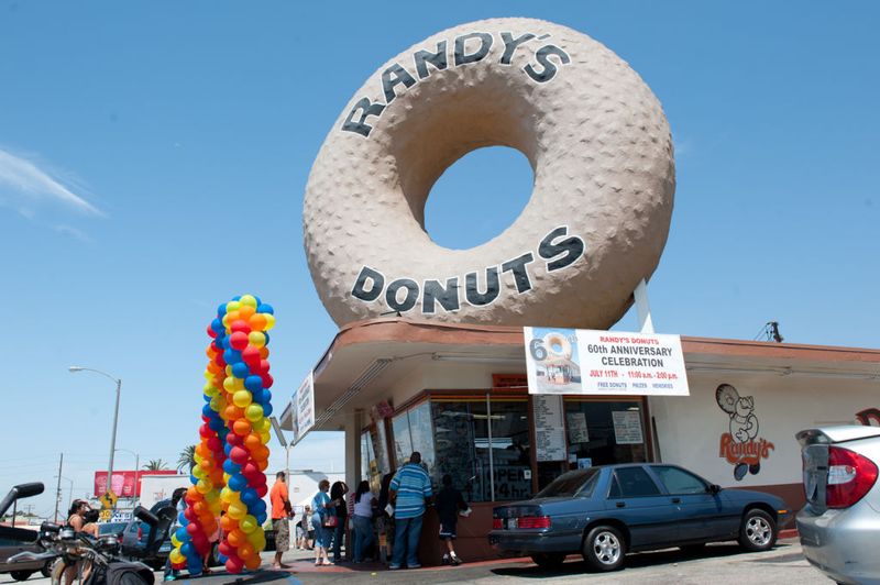 Randy’s Donuts (Inglewood)