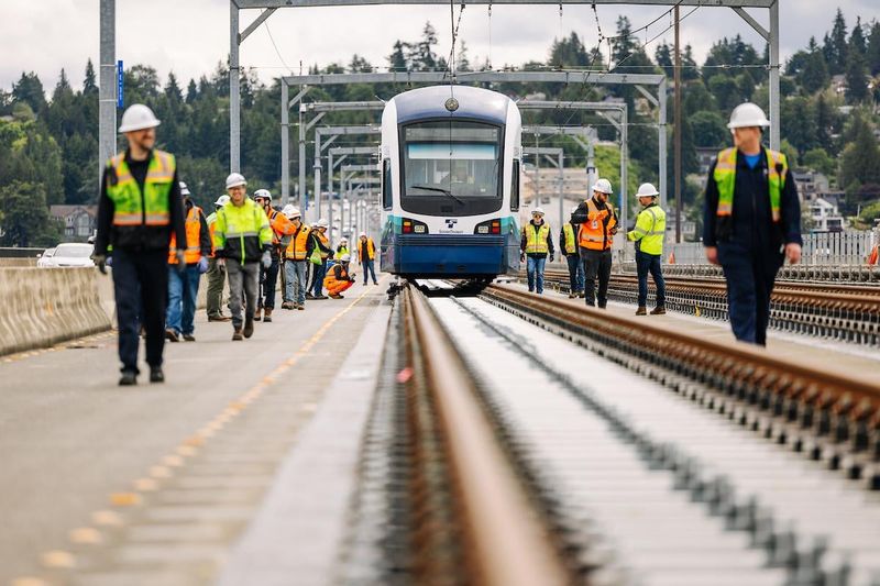 Gateway to Regional Connections