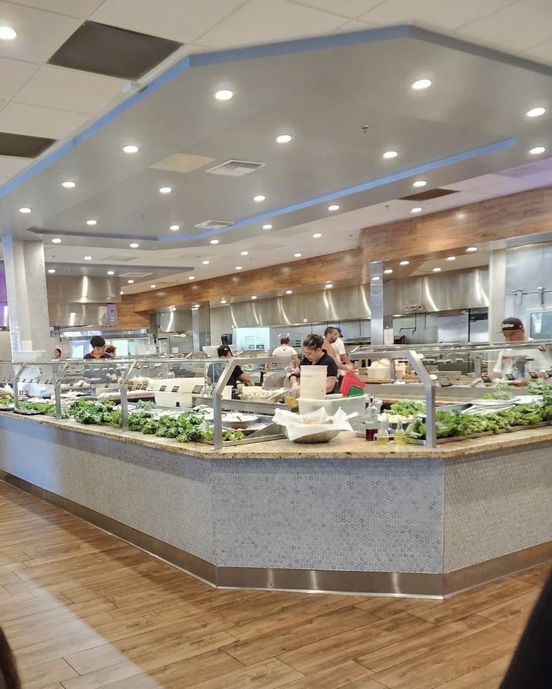 Paradise Buffet: Family-Friendly Feast Without Breaking the Bank