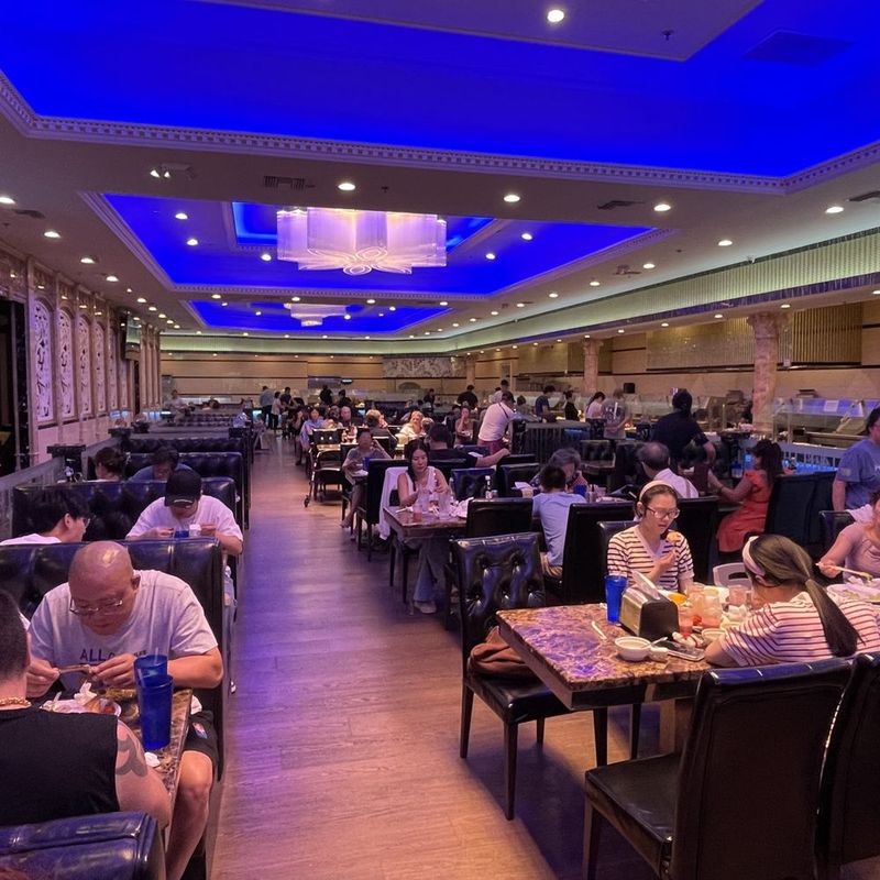 Makino Sushi & Seafood Buffet in Garden Grove & Irvine