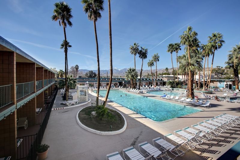 Desert Hot Springs Spa Hotels