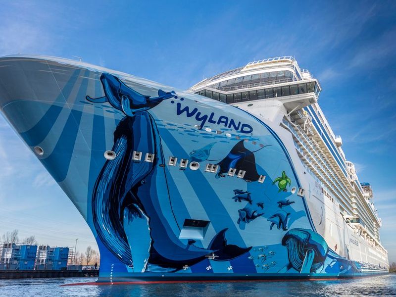 Norwegian Bliss - Norwegian Cruise Line