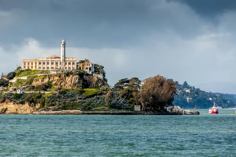 Tour Alcatraz Indoors