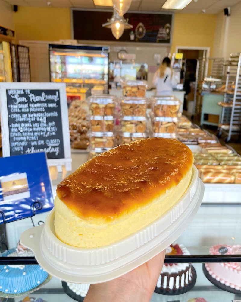 Sun Pearl Bakery: Asian Fusion Delights in Jacksonville