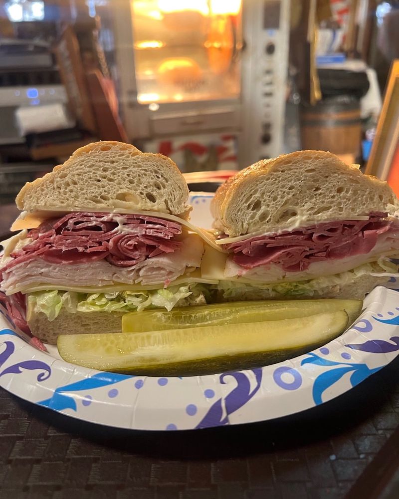 The Sandwiches Match the Setting