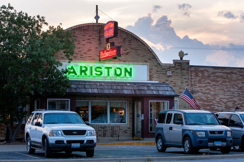 Litchfield: Ariston Café and Classic Roadside Relics