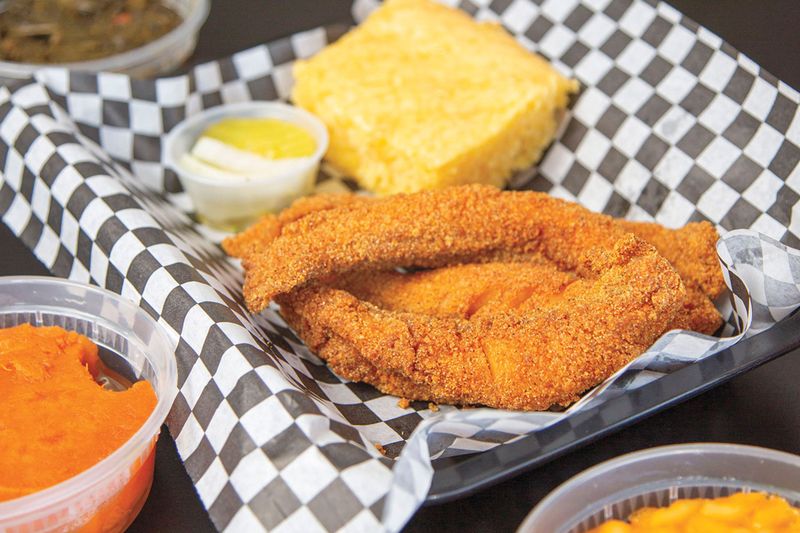 Momma's Soul Fish & Chicken: St. Louis Flavors In Mesa