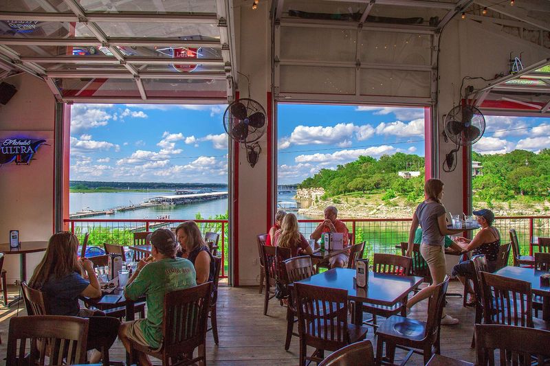 Sundancer Grill: Casual Lakeside Bistro Charm