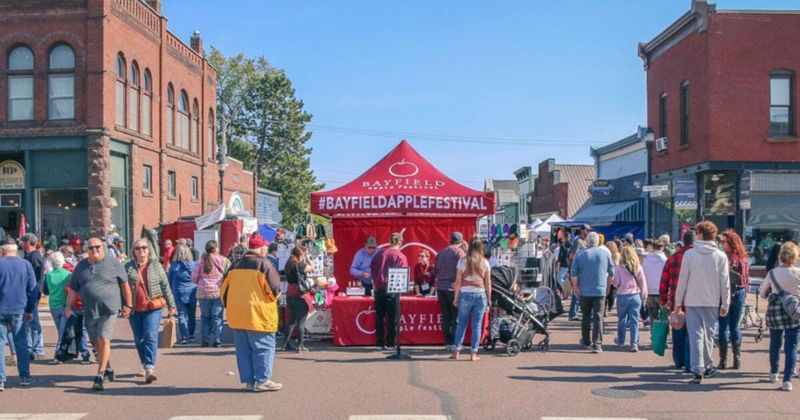 AppleFest in Bayfield: Orchards, Cider, and Seasonal Pies
