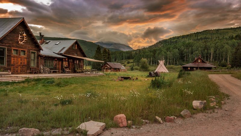Dunton Hot Springs