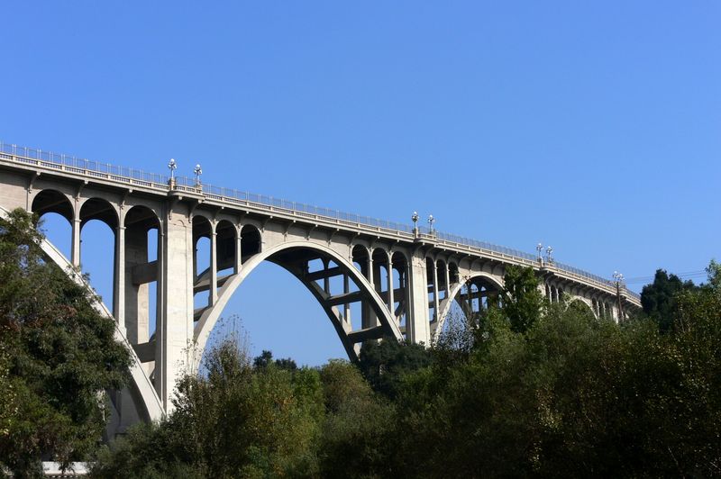 Colorado Street Bridge: Pasadena's Curved Classic