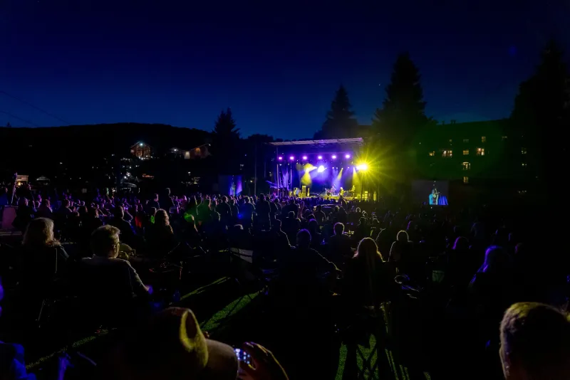 Rocking Entertainment Under the Stars