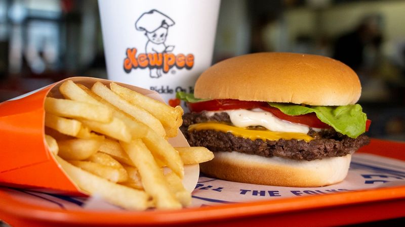 Kewpee Hamburgers: Where Old School Wins