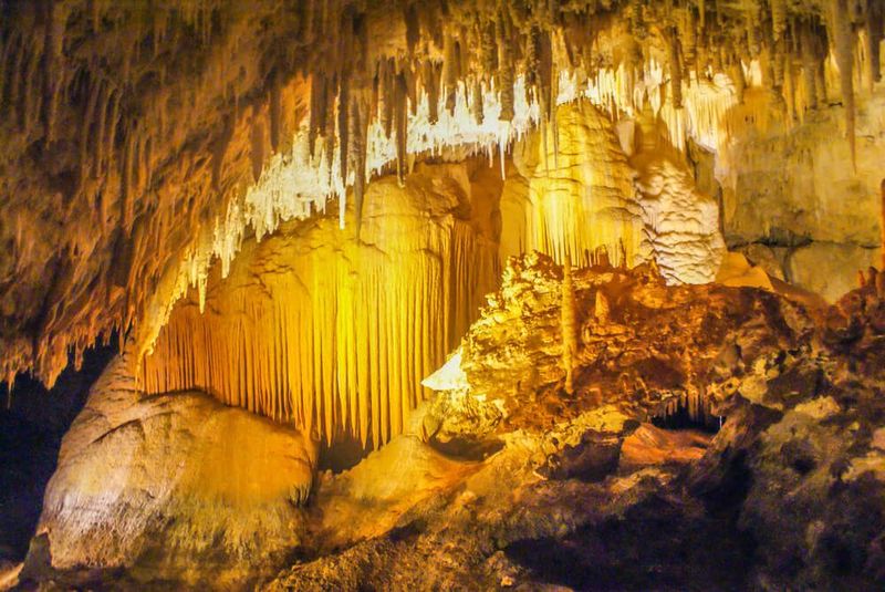 Jewel Cave National Monument: Underground Wonderland