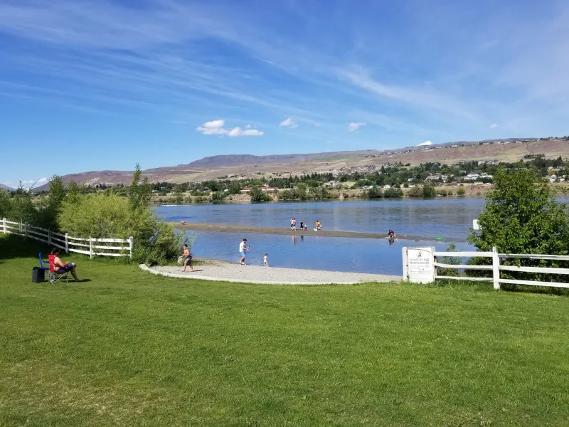 Columbia River Waterfront Park, Wenatchee