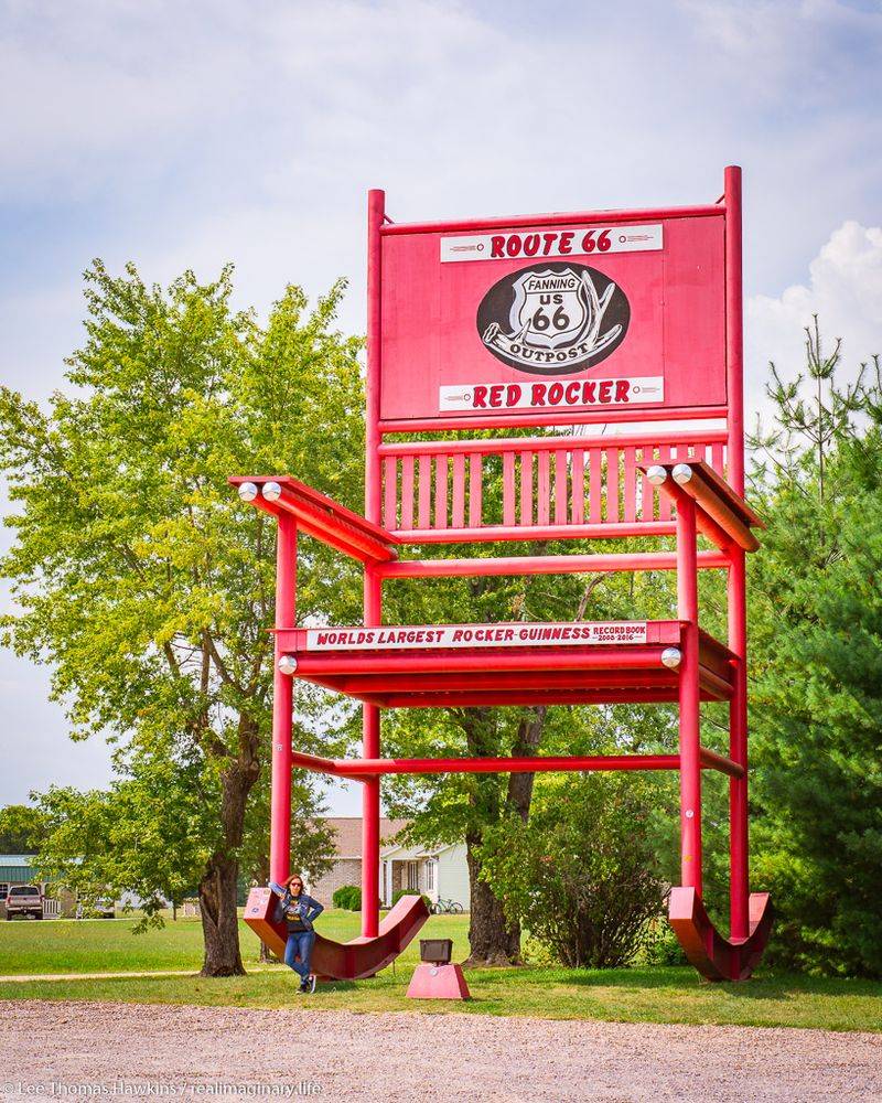 Giant Rocking Chair (Fanning)