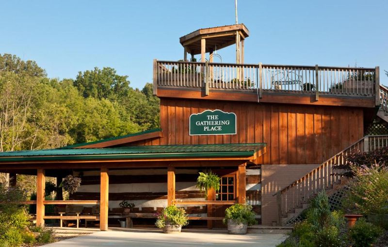 Inn & Spa at Cedar Falls (Hocking Hills & Logan area)