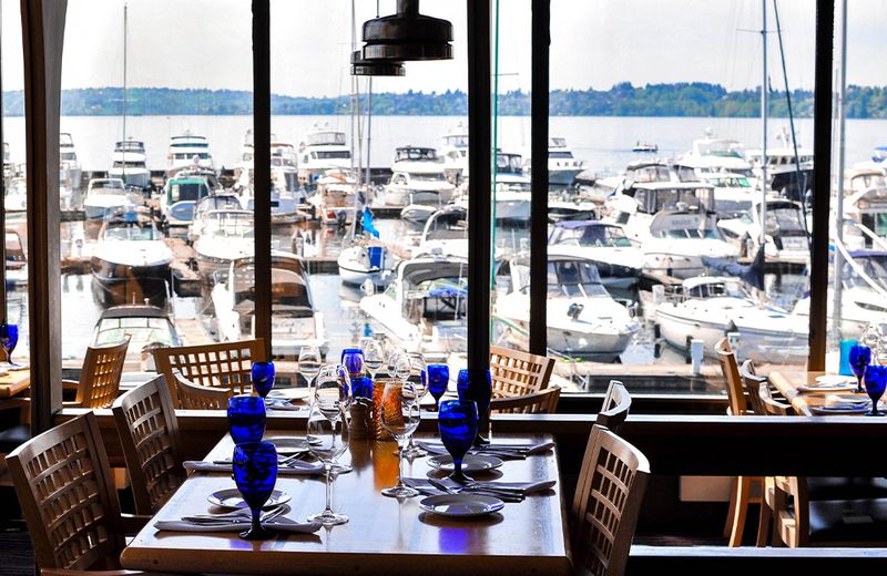  Anthony's HomePort
