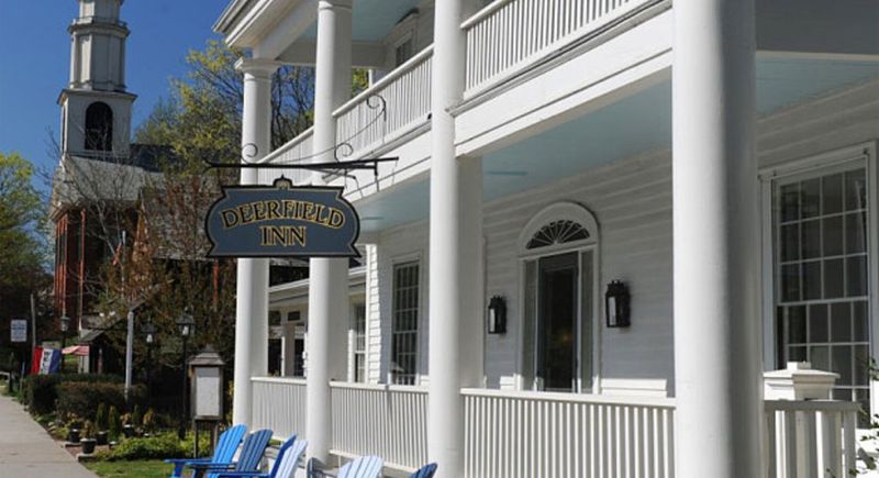 Deerfield Inn