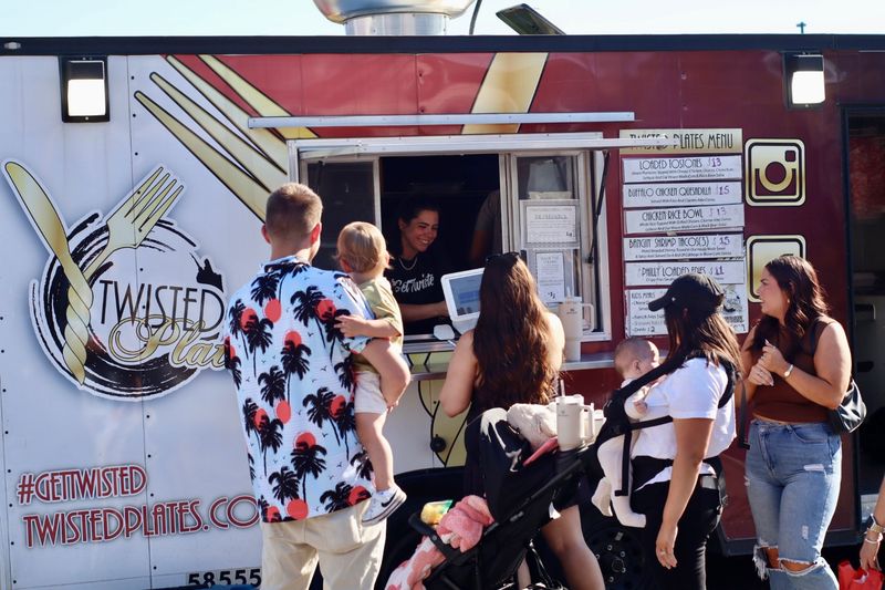 Twisted Plates (Tampa)