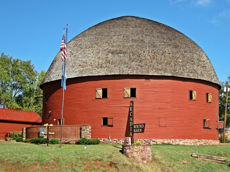 The Round Barn In Arcadia