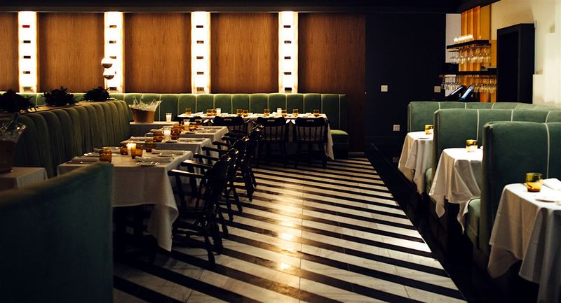Mr. Lyons Steakhouse: Vintage Vibe Meets Modern Dining