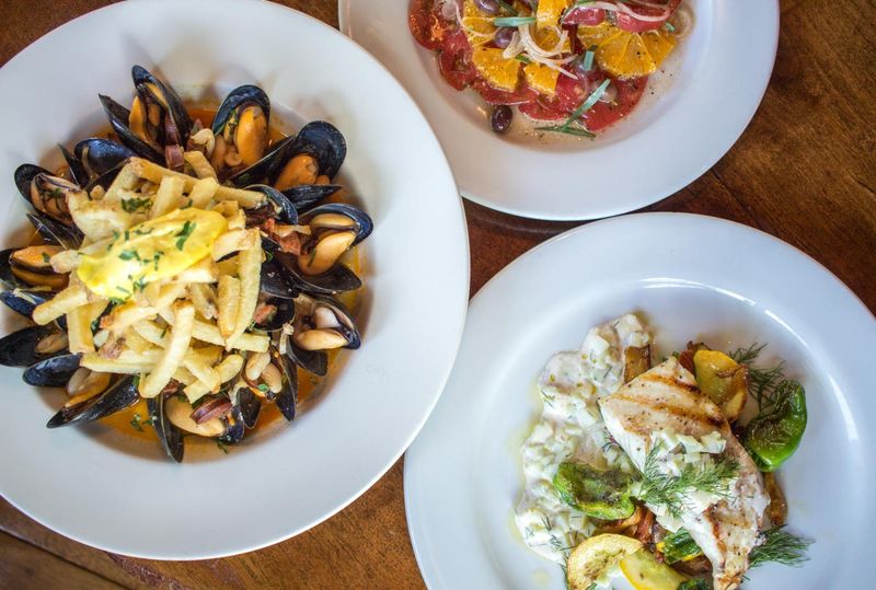 Cabezon Restaurant (Portland, Rose City Park neighborhood)