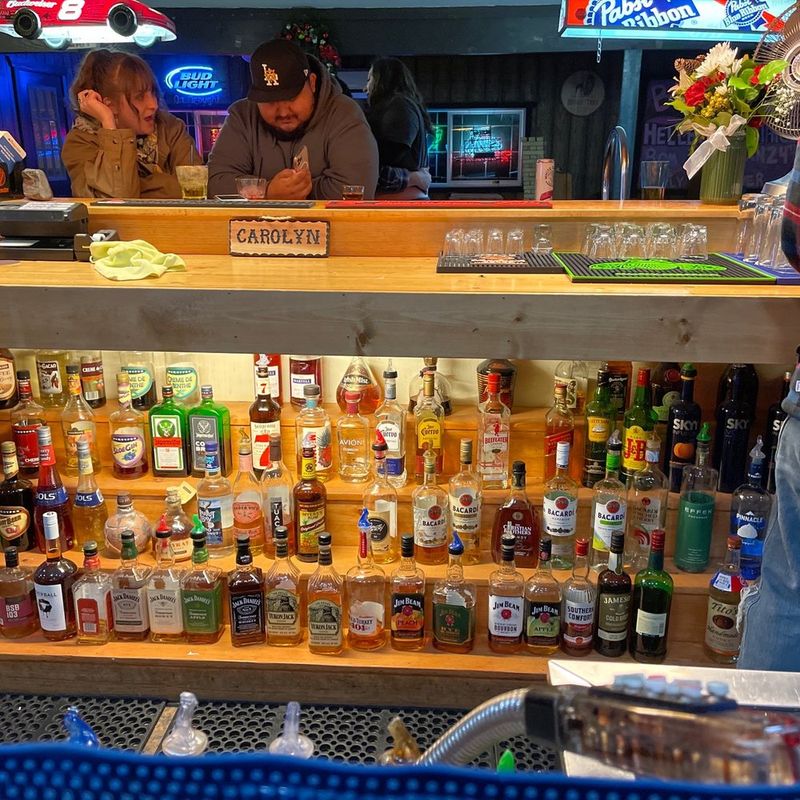 Lube Room Saloon: A Roadhouse Where Dogs Are Welcome