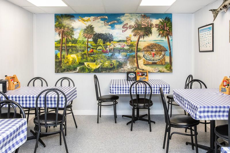 The Sea Shack: Beachcomber's Lunchtime Secret