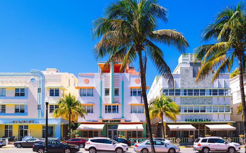 Soak Up South Beach & Art Deco Historic District
