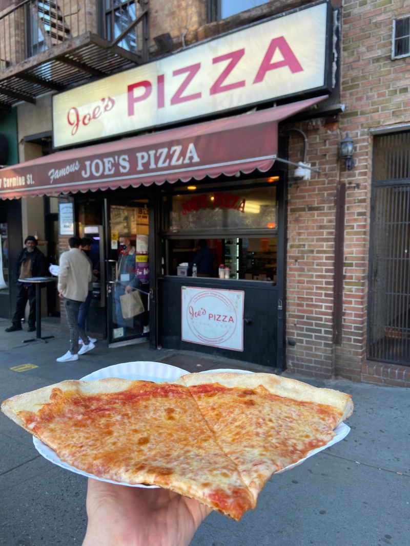 Joe's Pizza: The Classic New York Slice