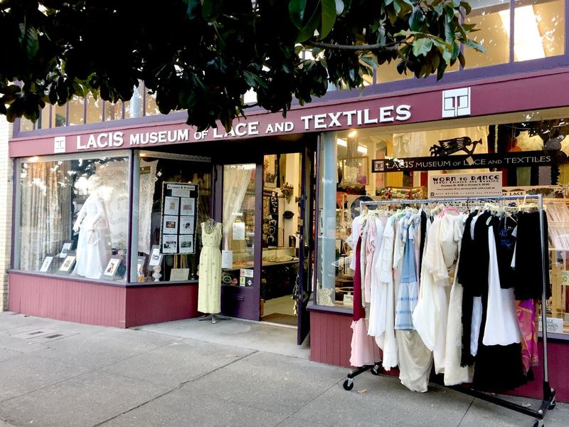 Lacis Museum of Lace and Textiles