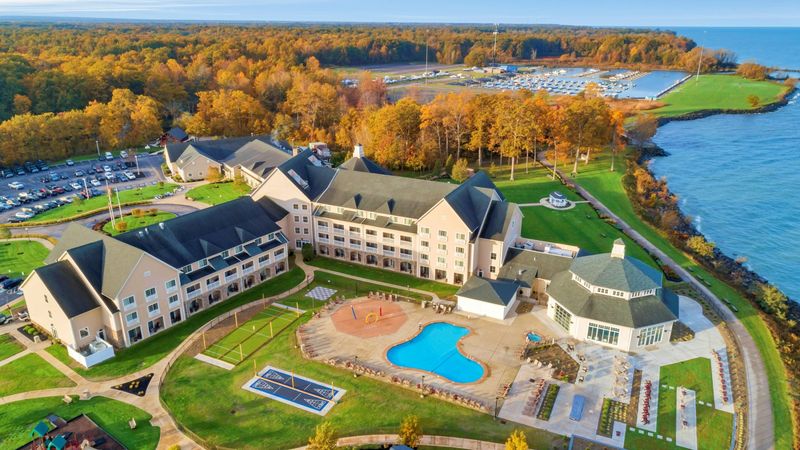 The Lodge At Geneva-On-The-Lake