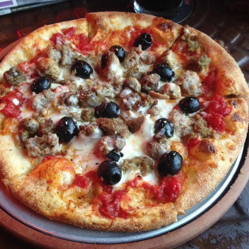 The Rock Wood Fired Pizza, Tacoma