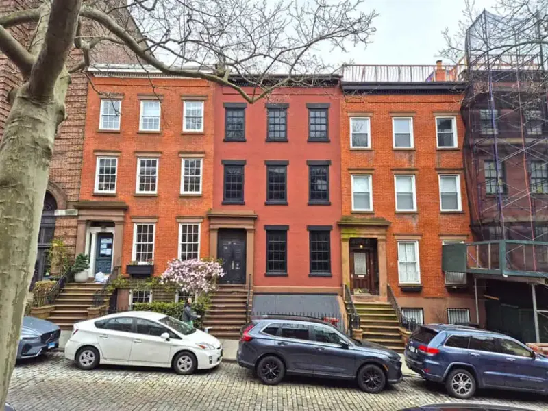 Joralemon Street's Hidden Entrance in Brooklyn Heights
