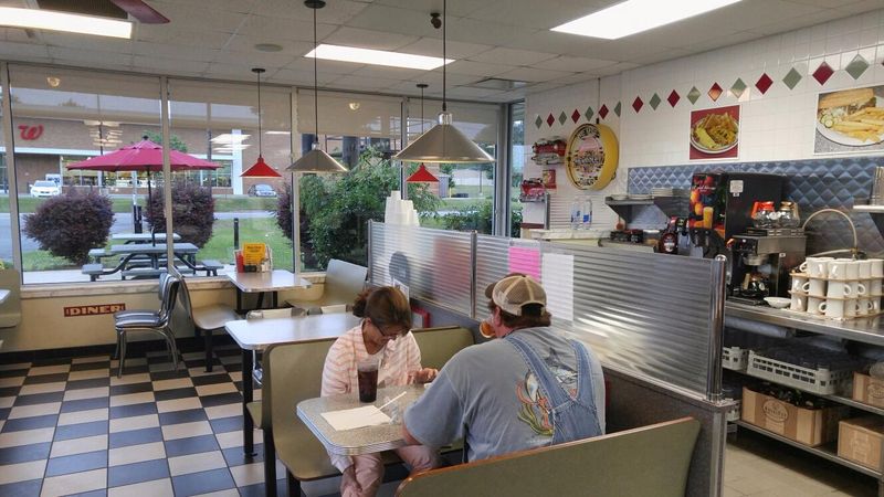 Alana's Place: Small-Town Charm, Big Breakfast Flavors