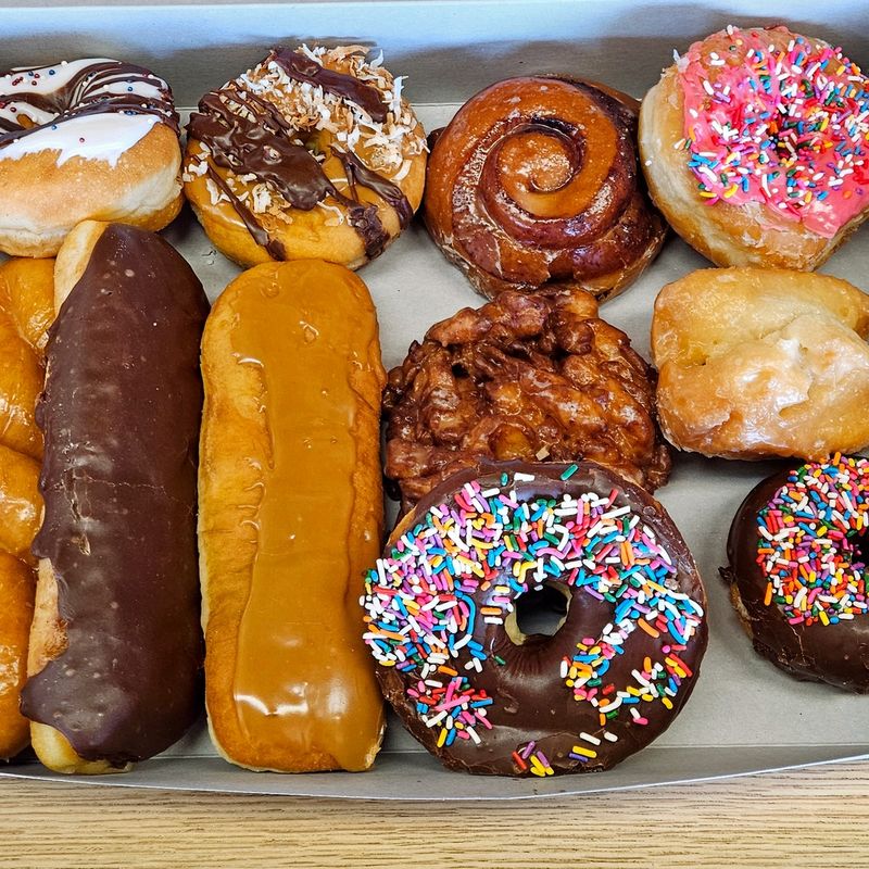 The Original Rainbow Donuts Cafe: Scottsdale's Family Tradition