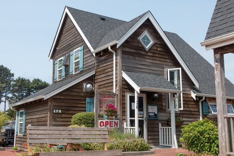 The Lazy Susan Cafe: Cannon Beach's Breakfast Paradise