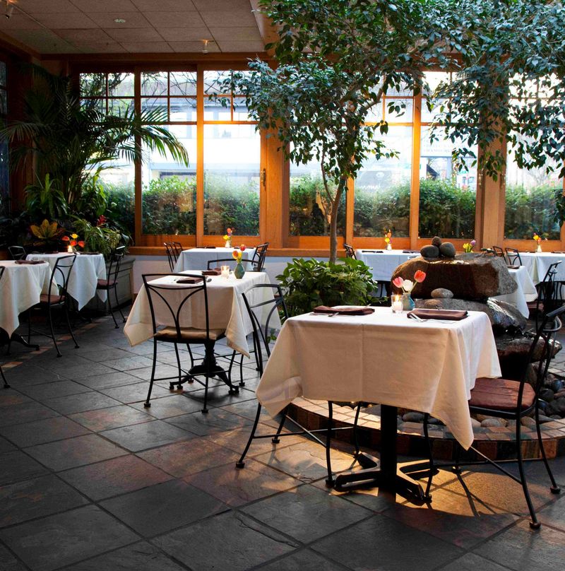 Cafe Flora