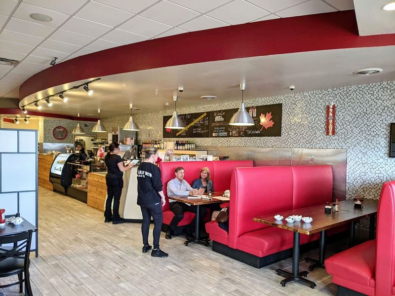 Maple Leaf Diner 