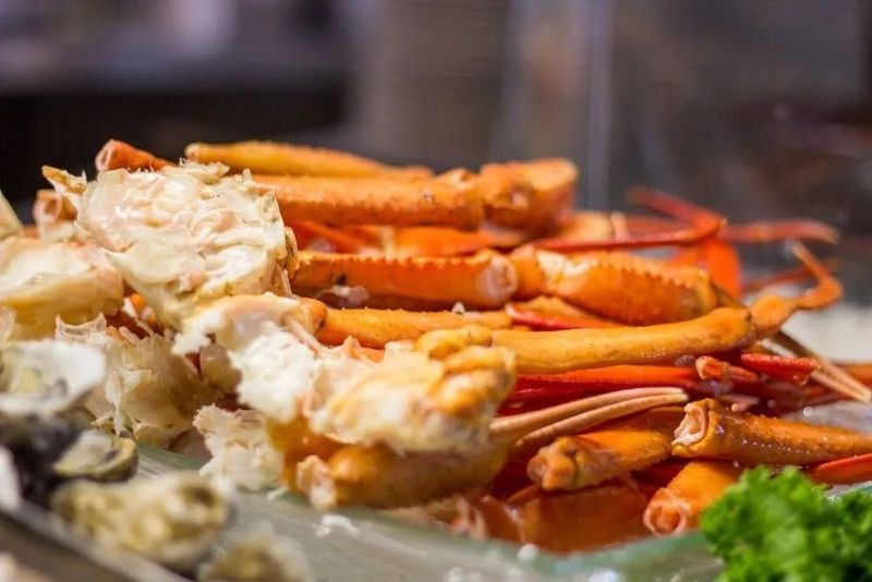 Crazy Buffet: Orlando's Seafood Diversity Champion