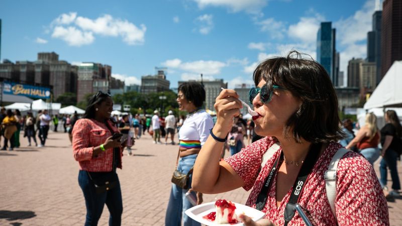Must-Try Bites: Chicago Icons