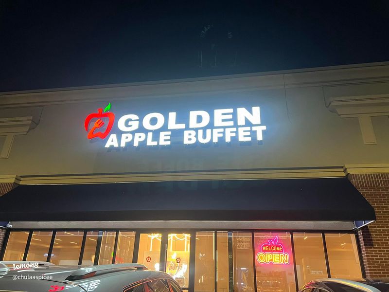 Golden Apple Buffet in Snellville: Full Buffet with Seafood, Sushi, Hibachi