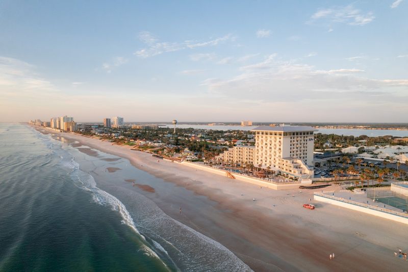 Peaceful Beaches Without The Crowd