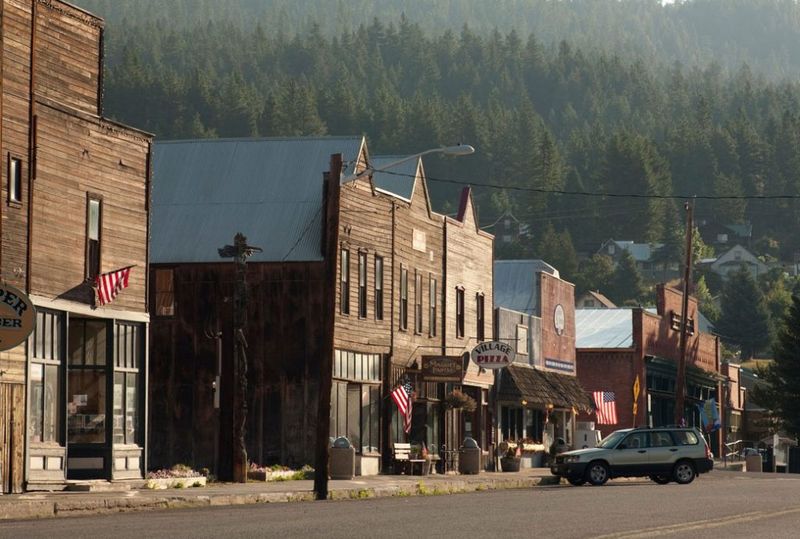 Roslyn’s Mining Past and Cozy Downtown